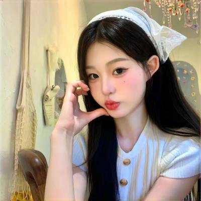 埃莱扎·施莱辛格：战妆